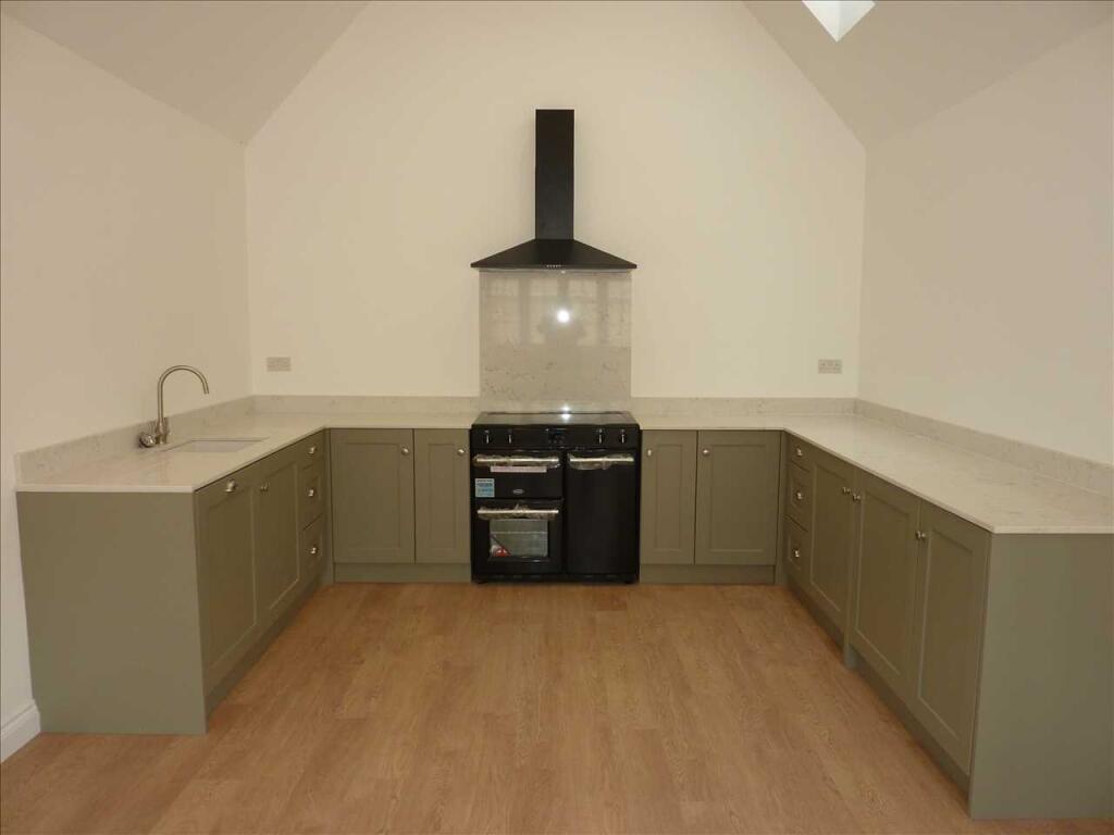 LIVING KITCHEN
