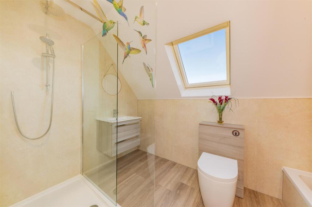94D Glamis Road Kirriemuir-5.JPG