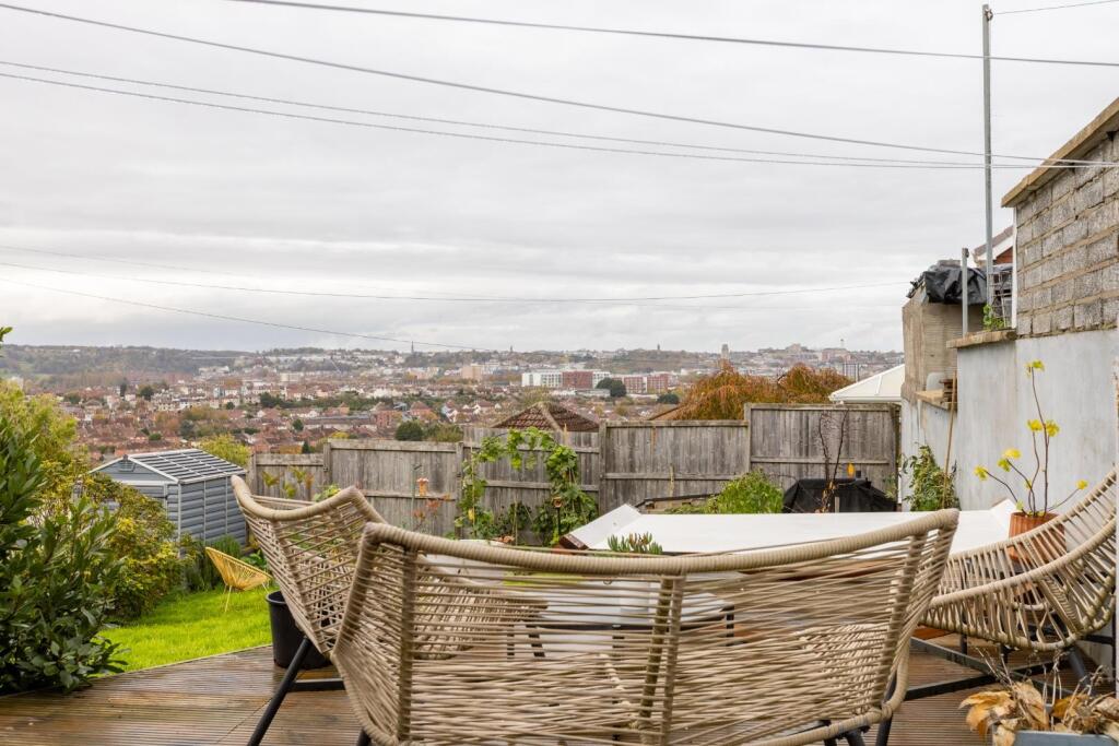 51 Novers Park Drive, BS4-33.jpg