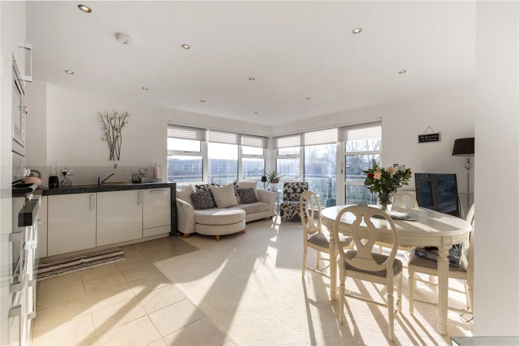 Kitchen/Living Room