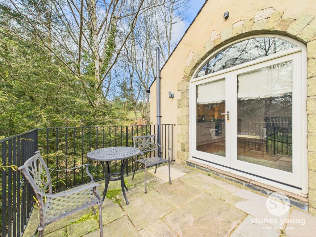 Double Storey Detached Annexe And Garages