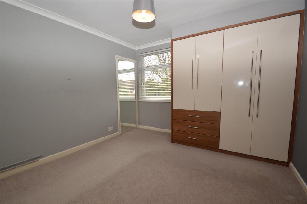 Grove6Bed1.jpg