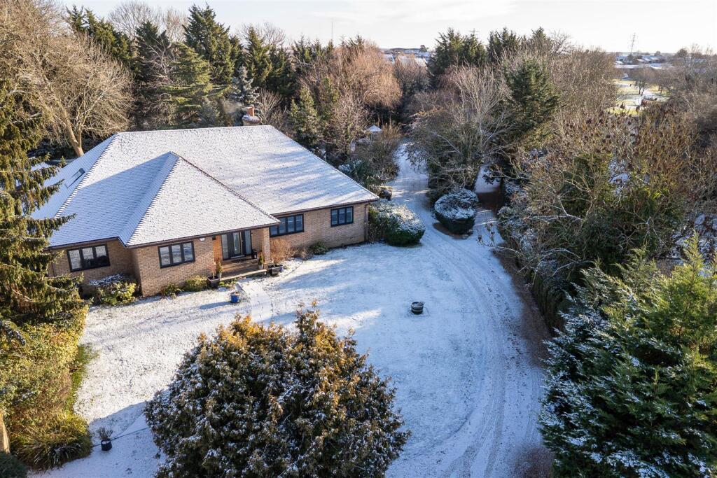 260105 - 90 Hookhams Lane, Renhold - 07.jpg