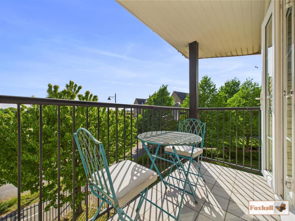 Open Plan Lounge/Kitchen
