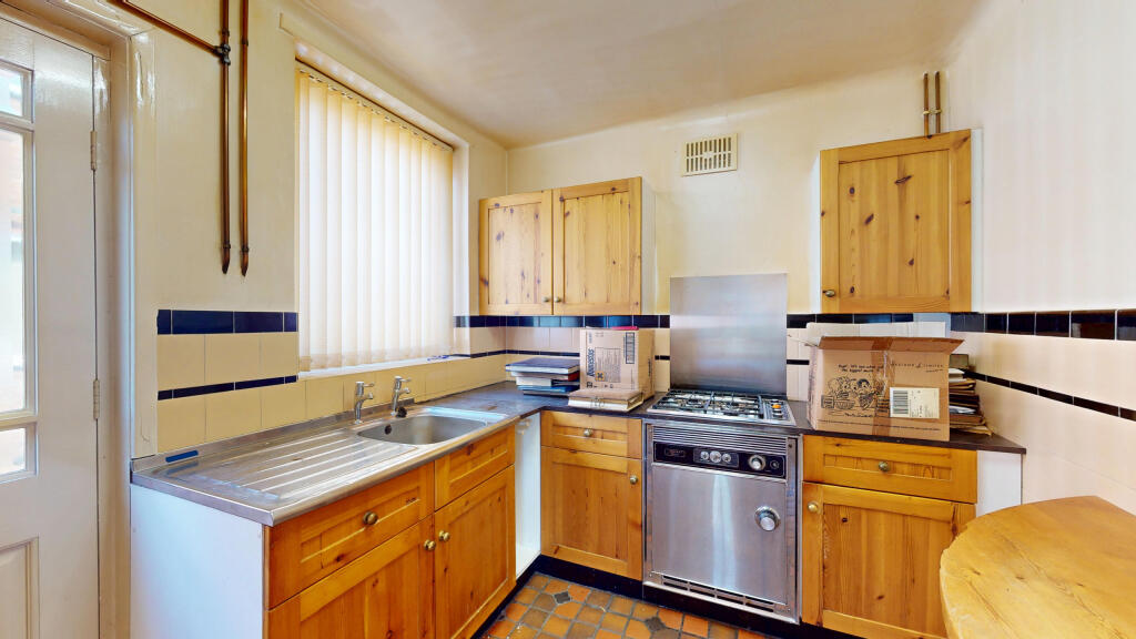 10-Buckstone-Avenue-06222025_134428