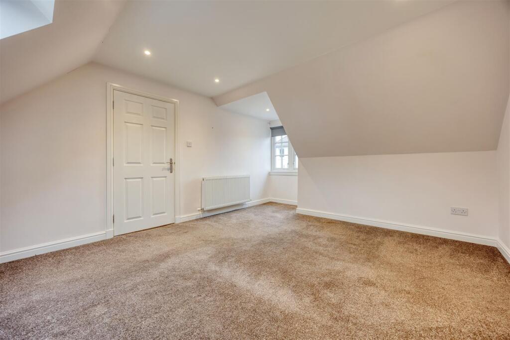 15B_OLD_MUGDOCK_ROAD_STRATHBLANE_019.JPEG