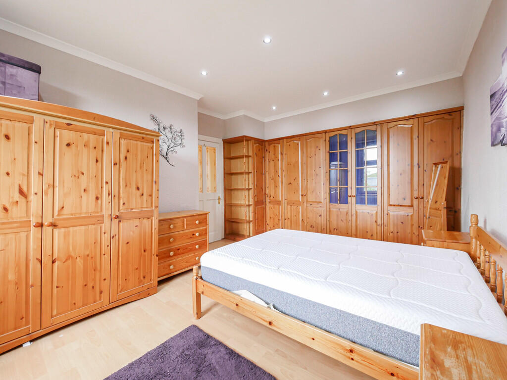 Bedroom 1-2