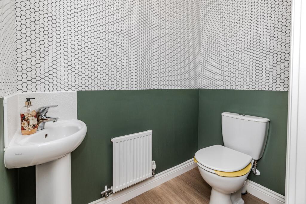 14BridgetGardens-NewcastleGreatPark-NE139DD-7