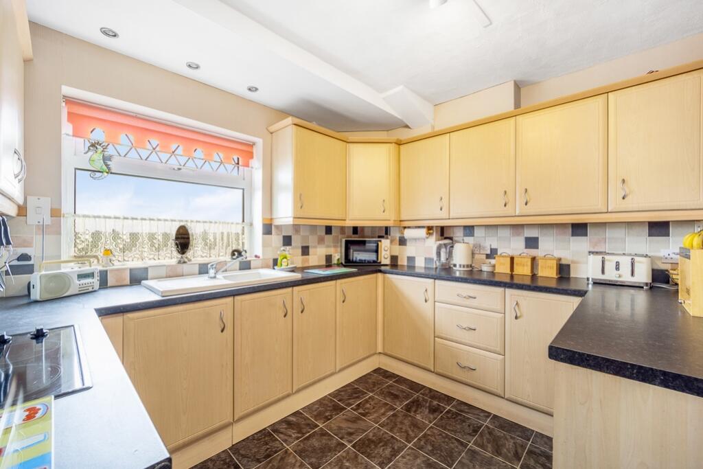 238 Broadgate (Weston)-23