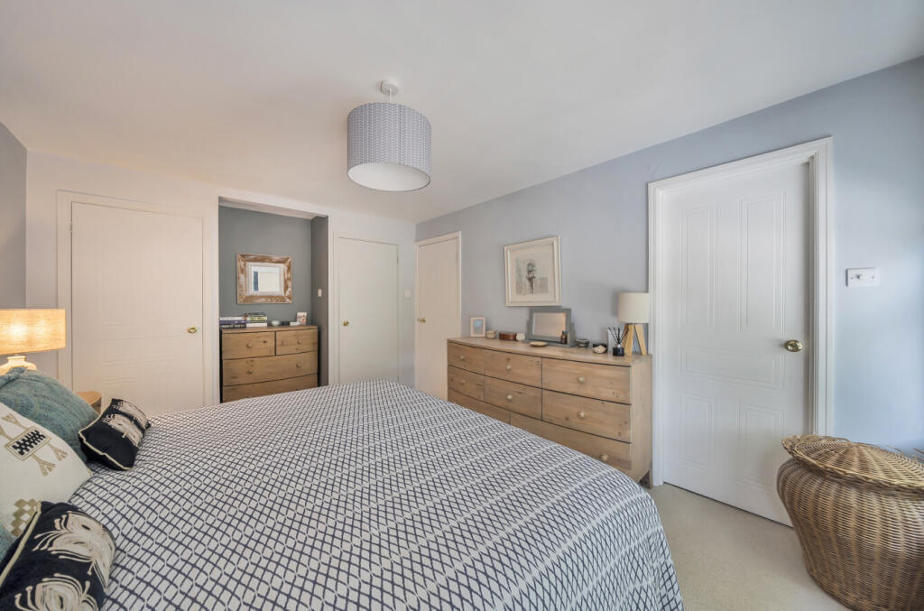 1300378-12-685d78...