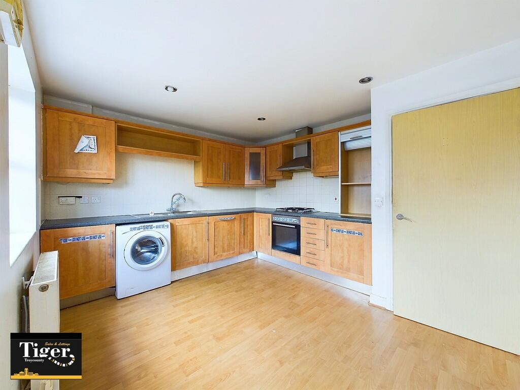 CAM03440G0-PR0203...