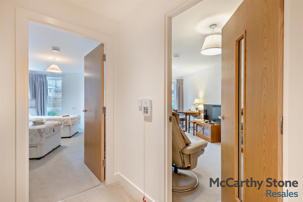 8636029-interior11-800.jpg