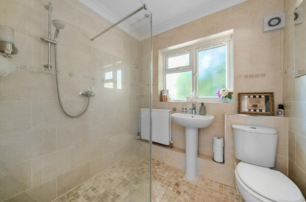 1295987-25-68276d...