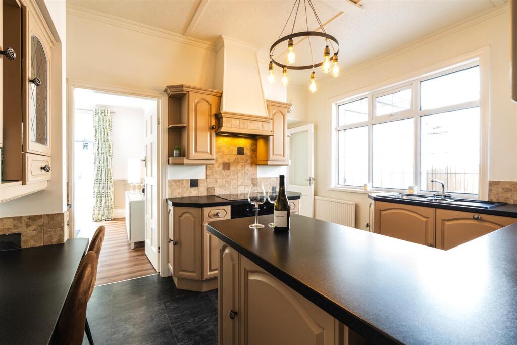 Breakfast Kitchen