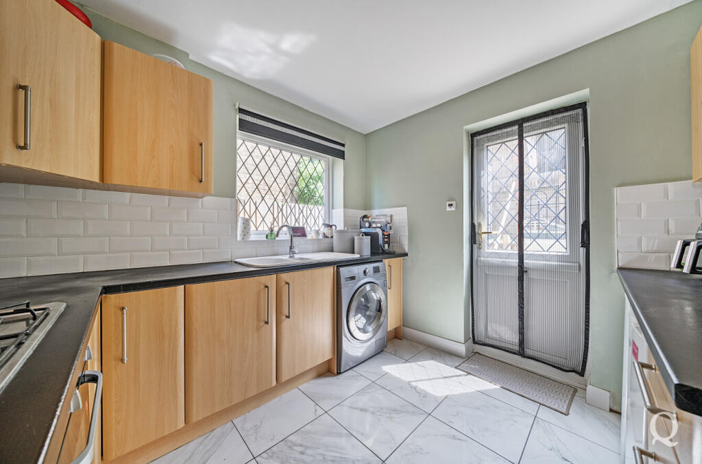 d897ea03-ae18-4a5...