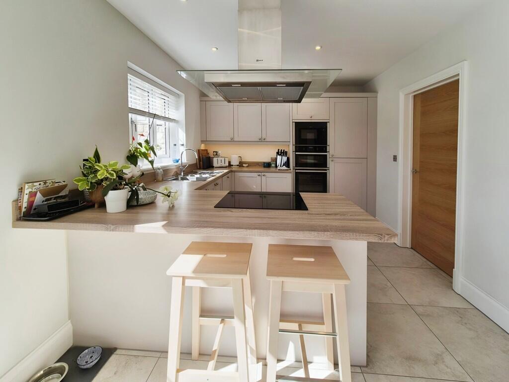 be684953-10000252...