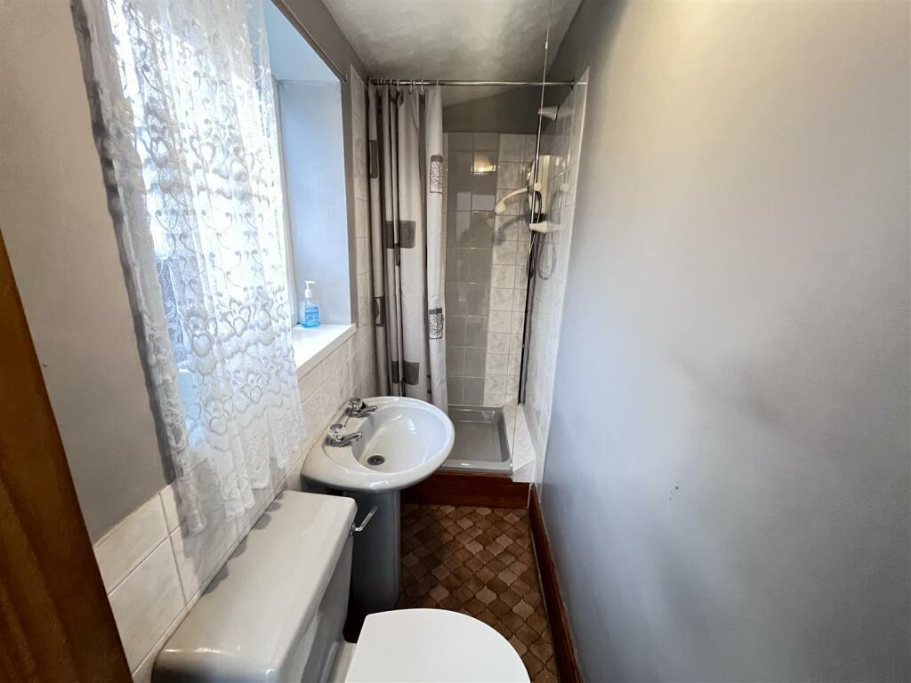 shower room.JPG