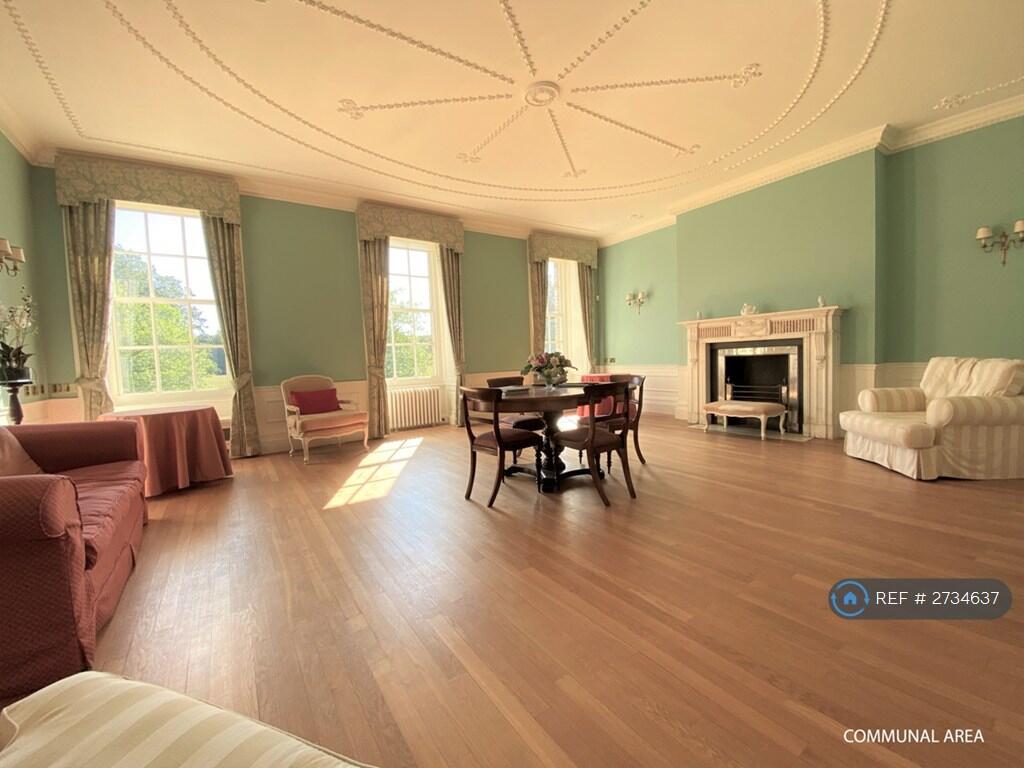 Drawing Room Communal Area