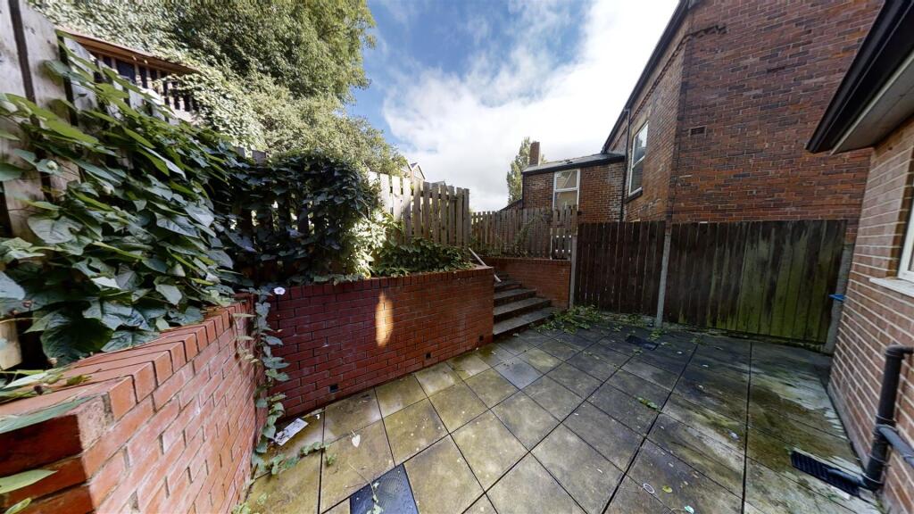 2-Harcourt-Crescent-Sheffield-S10-09182020_210139.