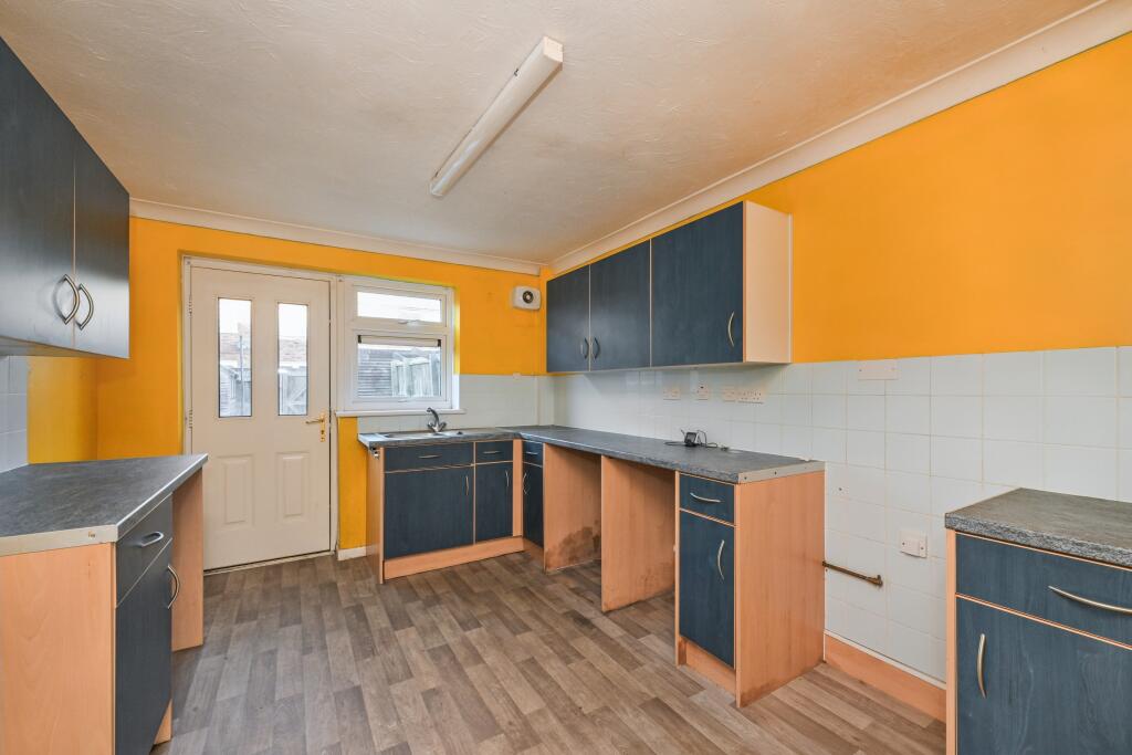 25 Kingston Close, Huntingdon, Cambridgeshire PE29 7LE