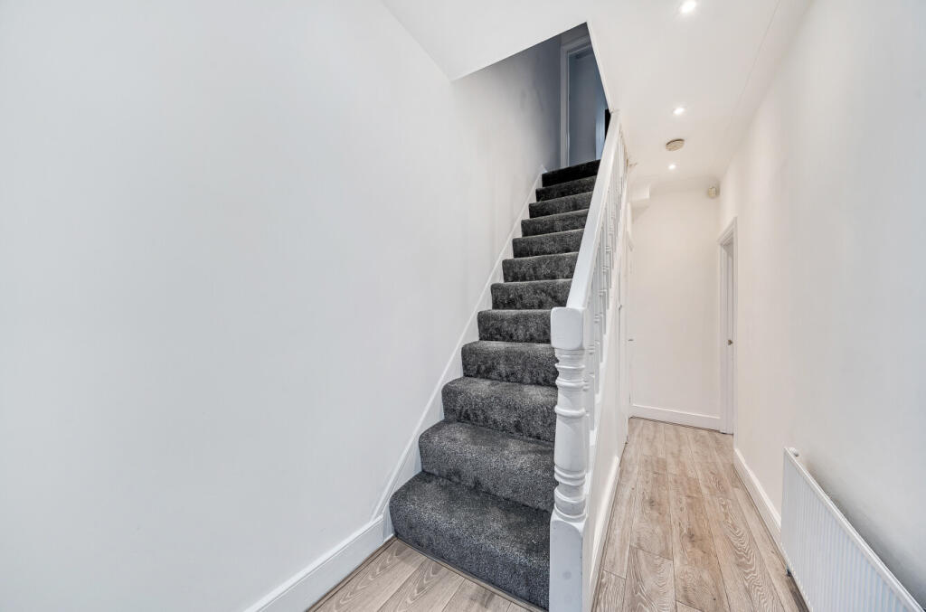 1393146-11-694182...