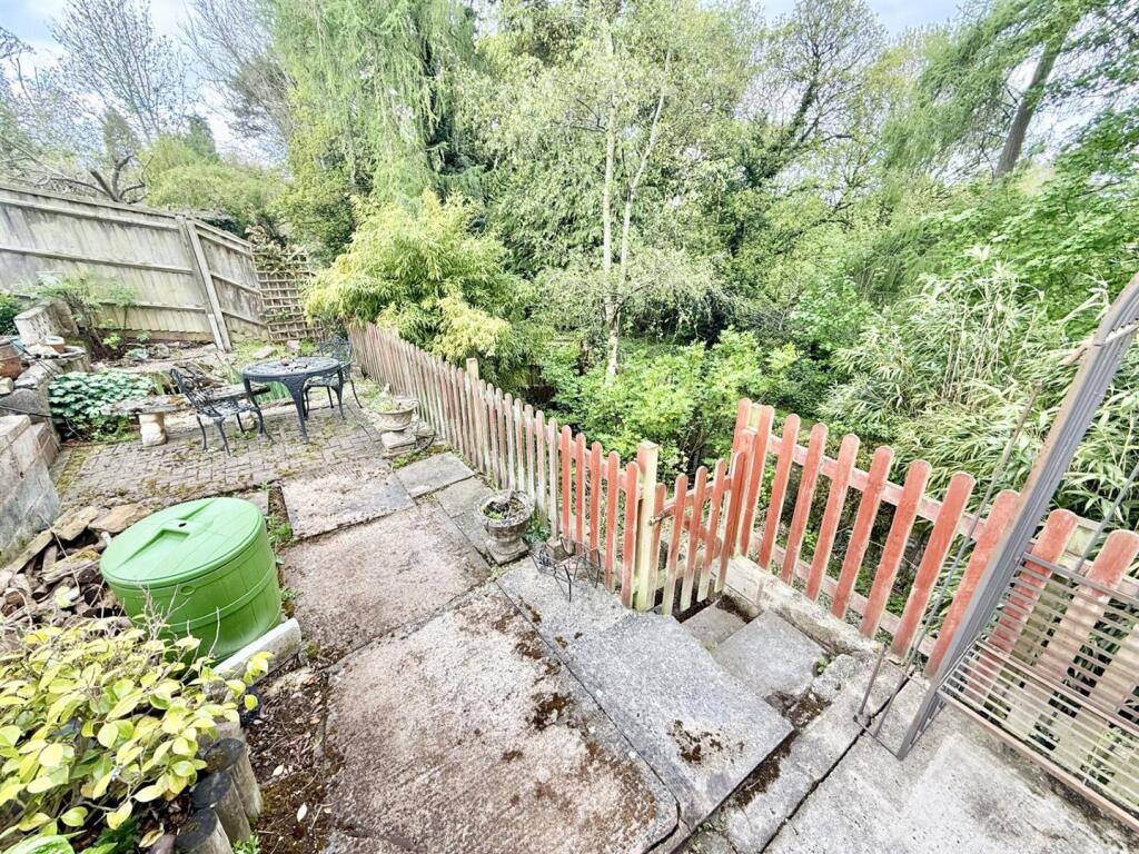 BottomGarden.jpg