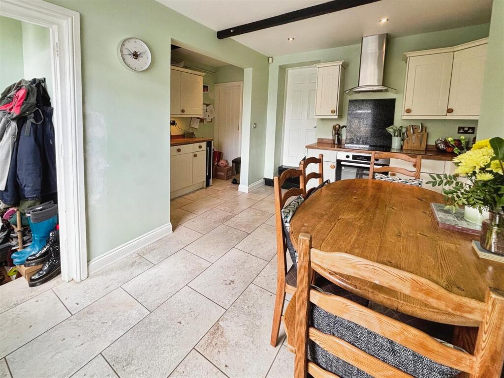 Dining Kitchen