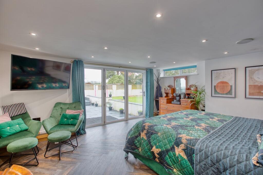 Master bedroom with On suite