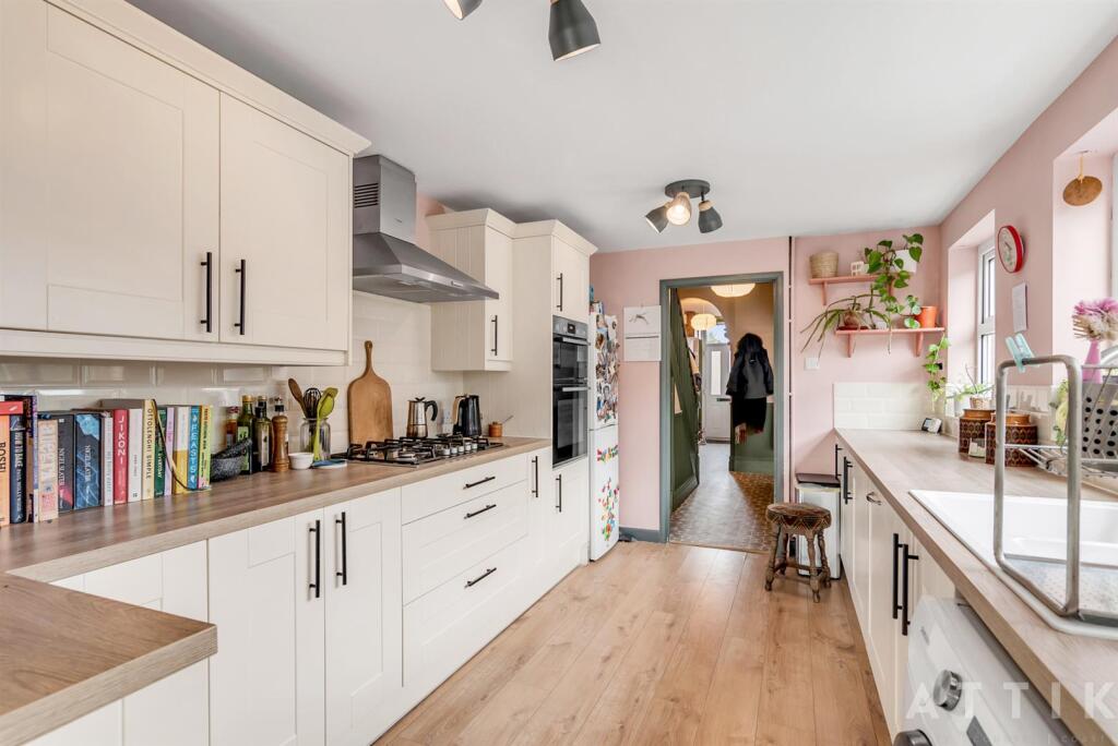 33 Southend Road Bungay NR35 1DN (8).jpg