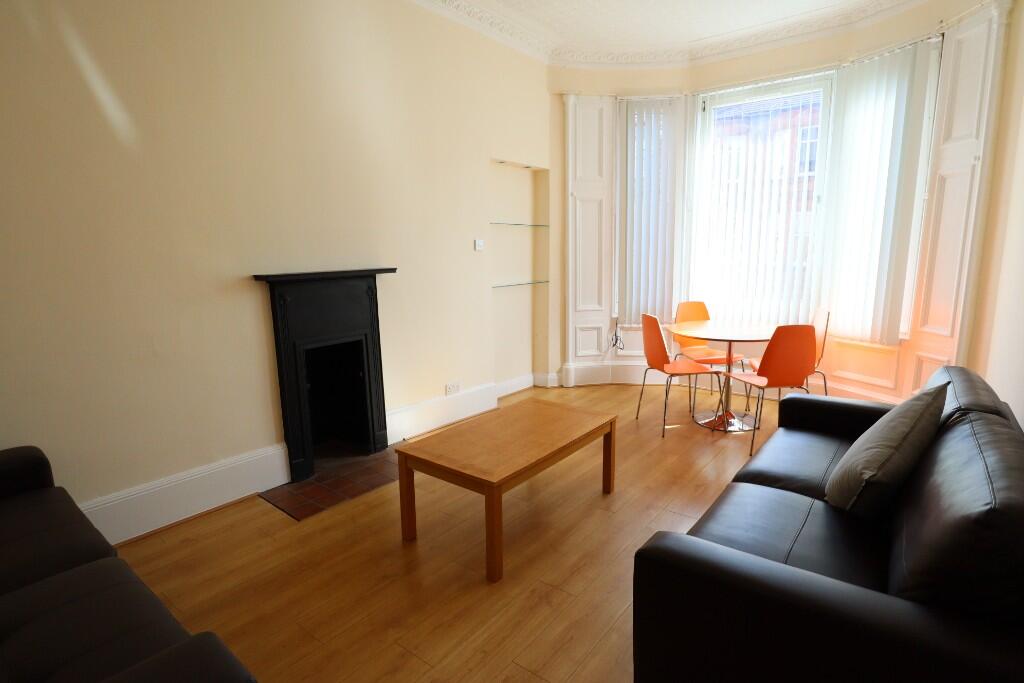 Lounge 2