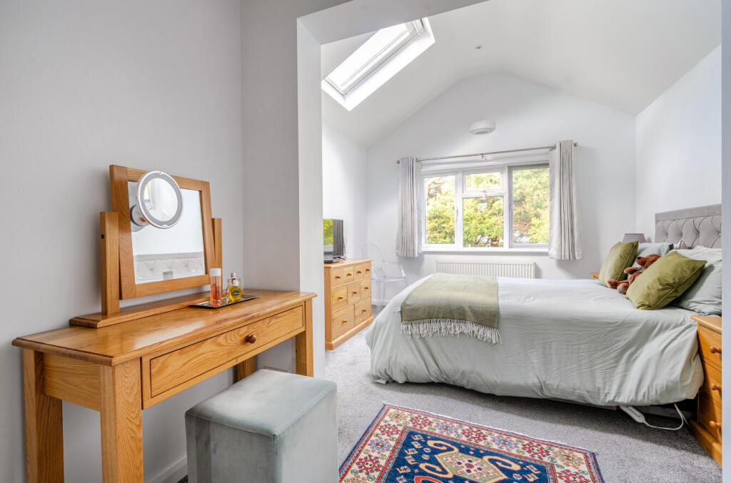 1359512-11-68daa7...