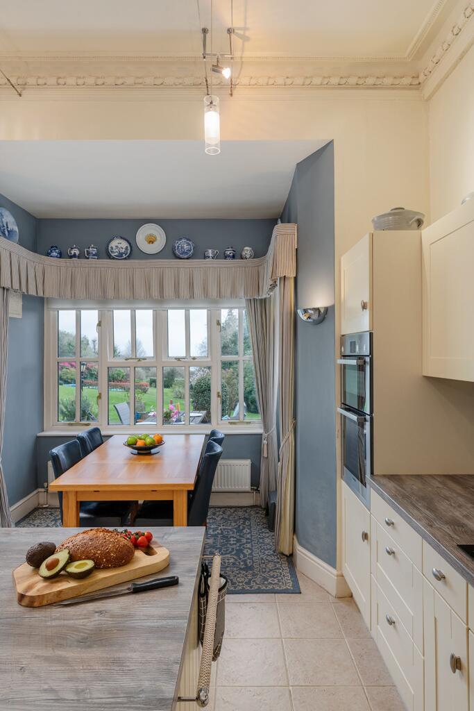 Kitchen &amp; Breakfast Room, 1 Stokeley Manor, Stokenham