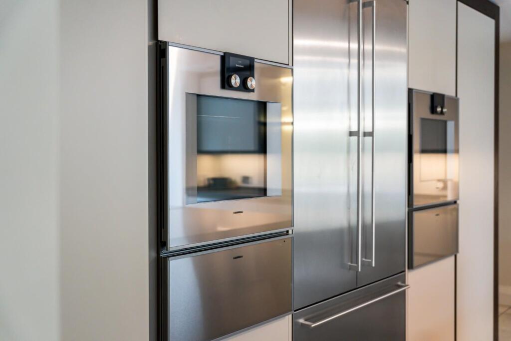 218 WOODFORD ROAD-84.jpg