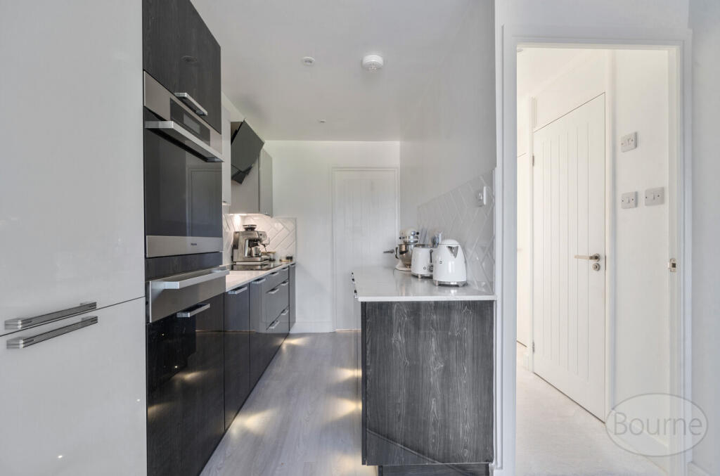 cc4223b1-6d20-44e...