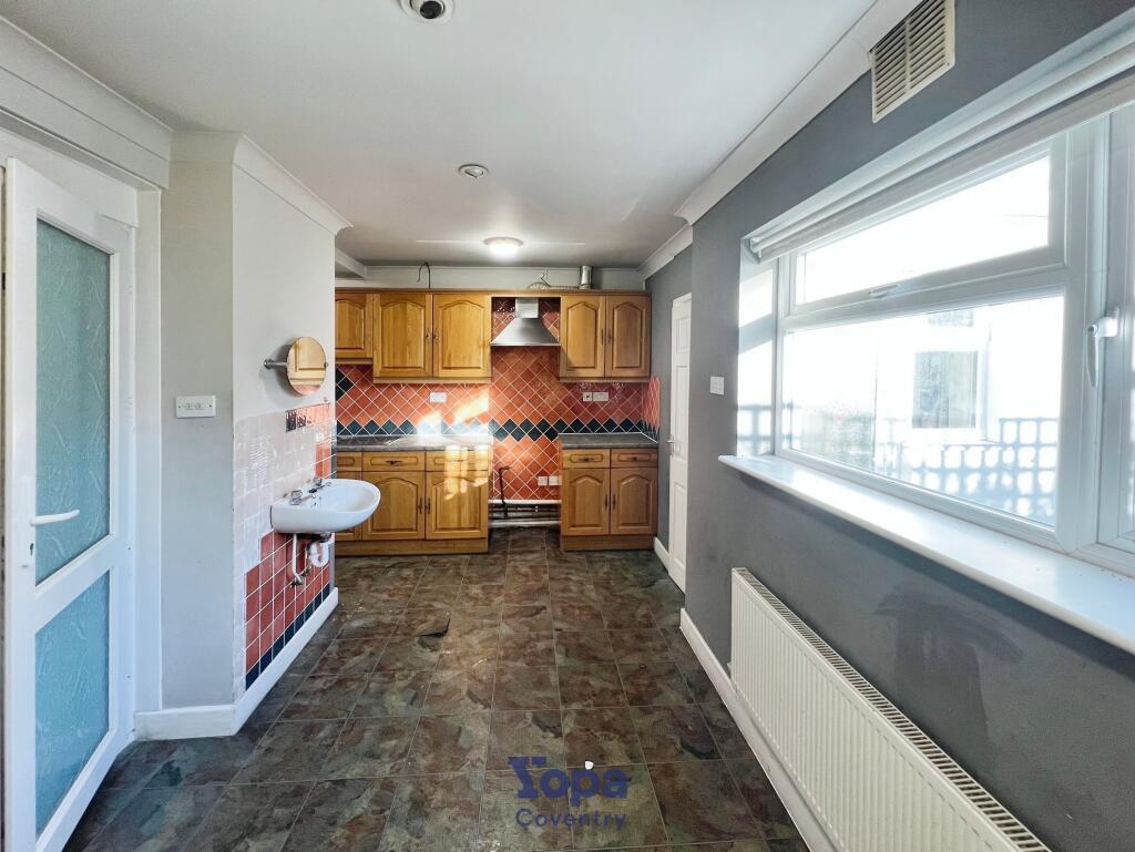 Kitchen Diner 2