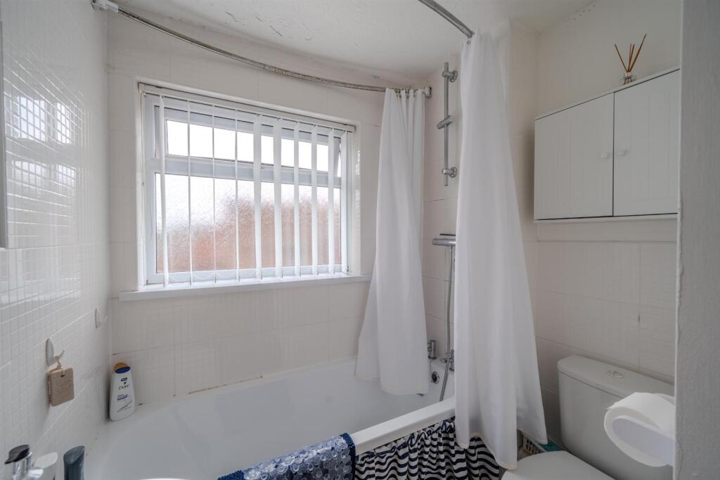 34 Pant Gwyn Close-9.jpg