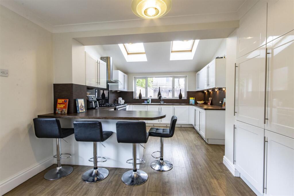 Breakfast Kitchen 2