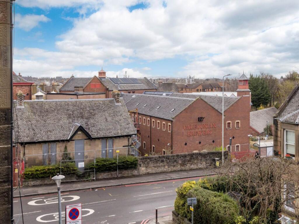 76926_MerchistonGrov