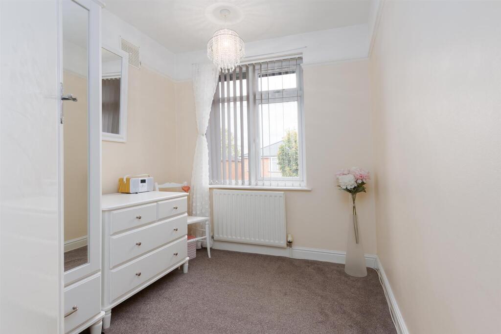 7 Shenstone Avenue, Rugby (28).jpg