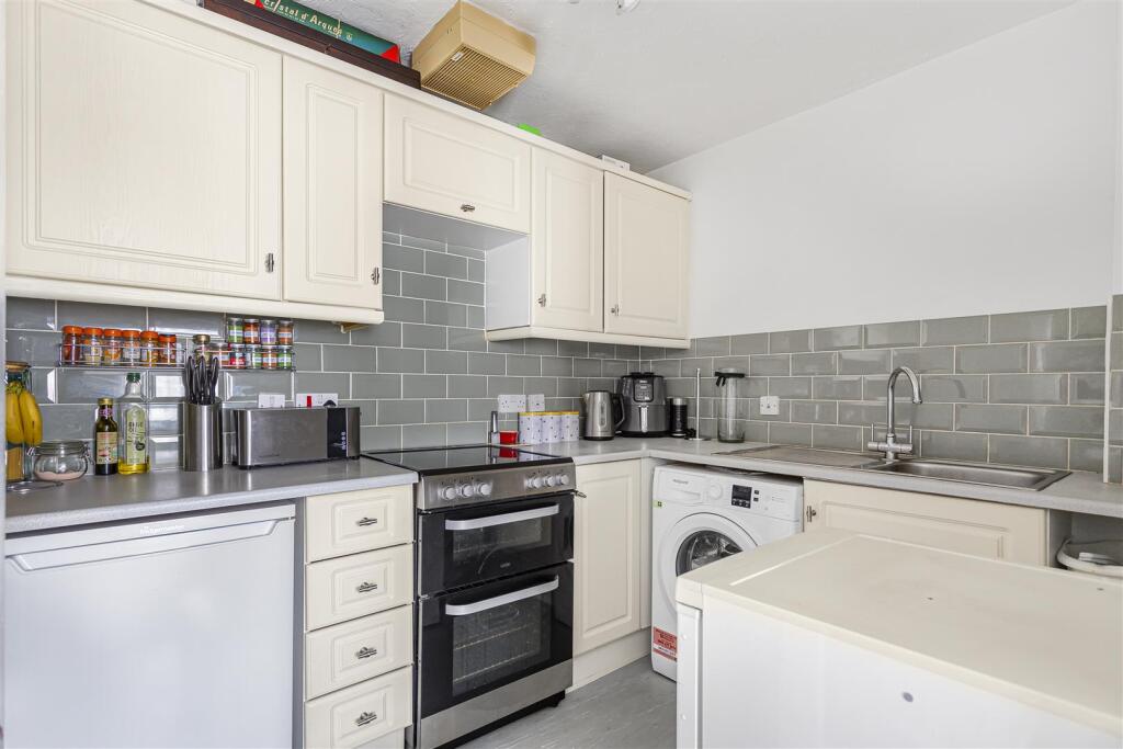 Kitchen Angle Langridge Mews.JPG