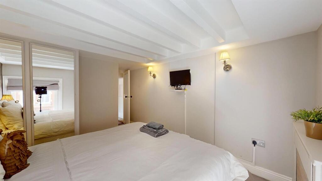 5, 69ECSbedroom5.jpg