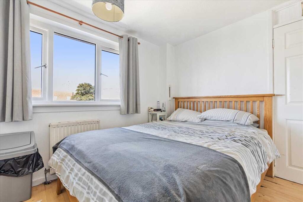 Bedroom Two (1)