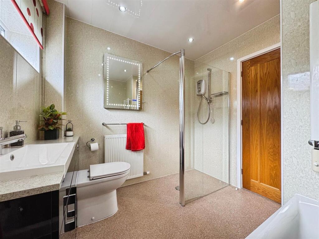 d8b052d0--452E-880E-01E3E5236A54-47648-00001D89626