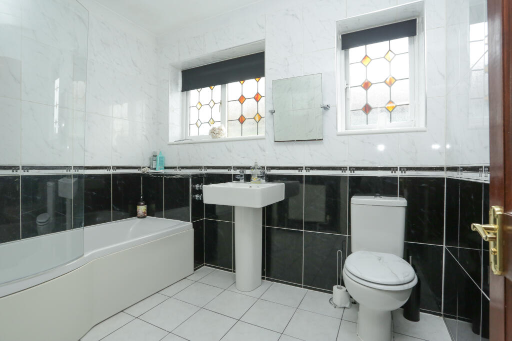 general 21 Mill Lane