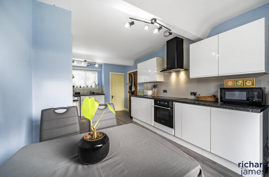 d9ac0239cc5f4316b89c73ce059e32cc