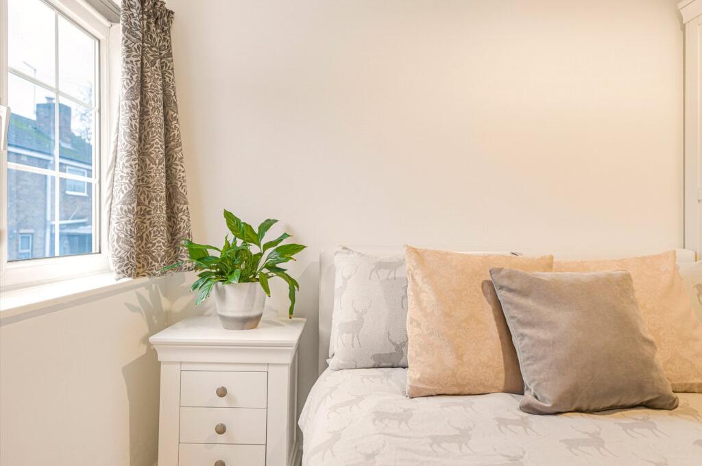 Bedroom 2 Art