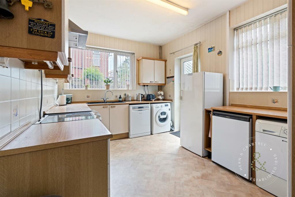 Lake Road West, Roath Park, Hern Crabtree (6).jpg