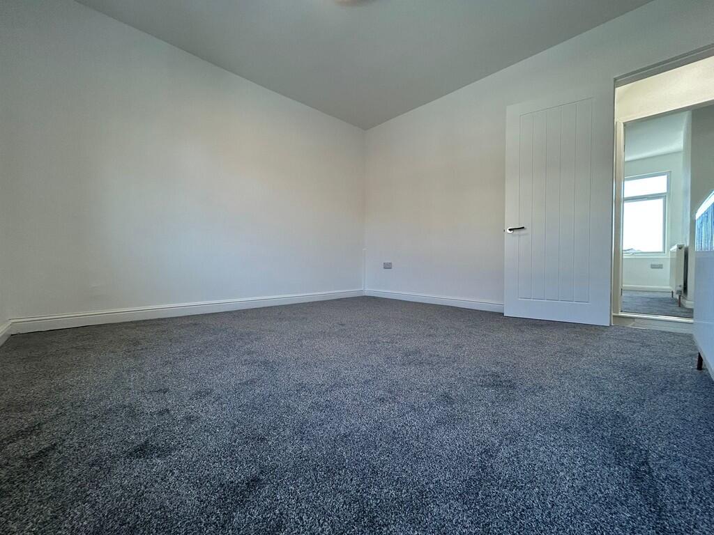 IMG-20250908-WA00...