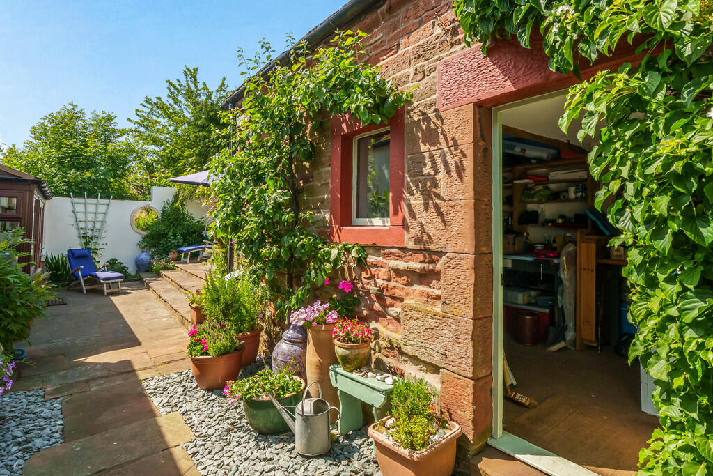 Garden Store / Wo...