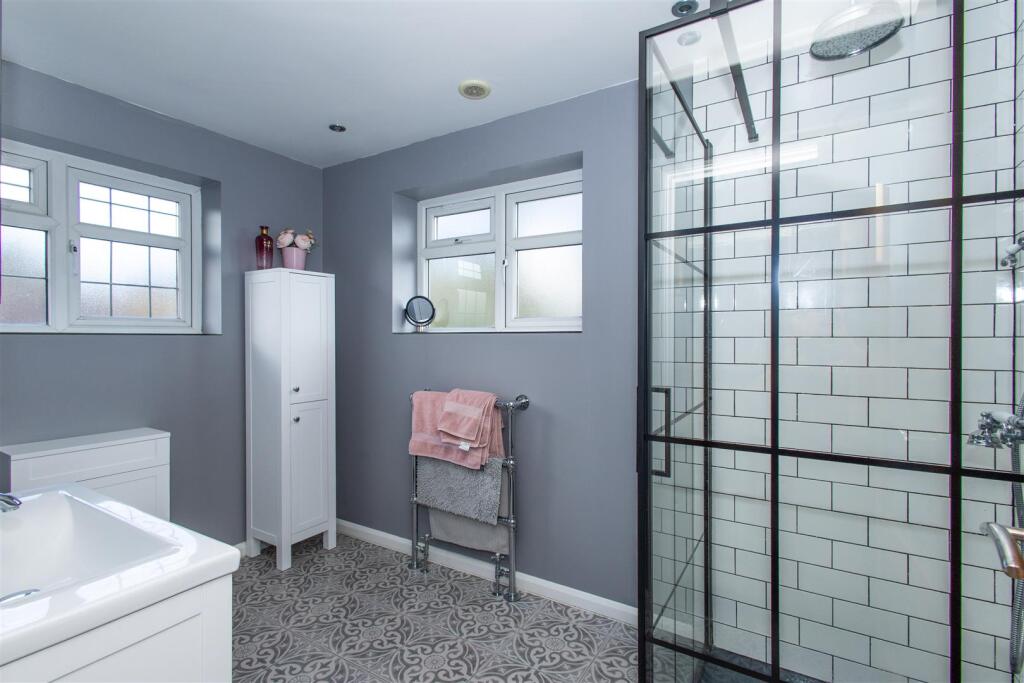 En-suite Shower Room